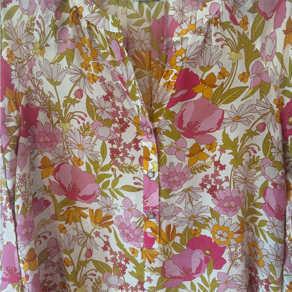 Spartina 449 100% Silk Cora Blouse Size Medium Heywards Rate Floral Like New - Picture 4 of 7